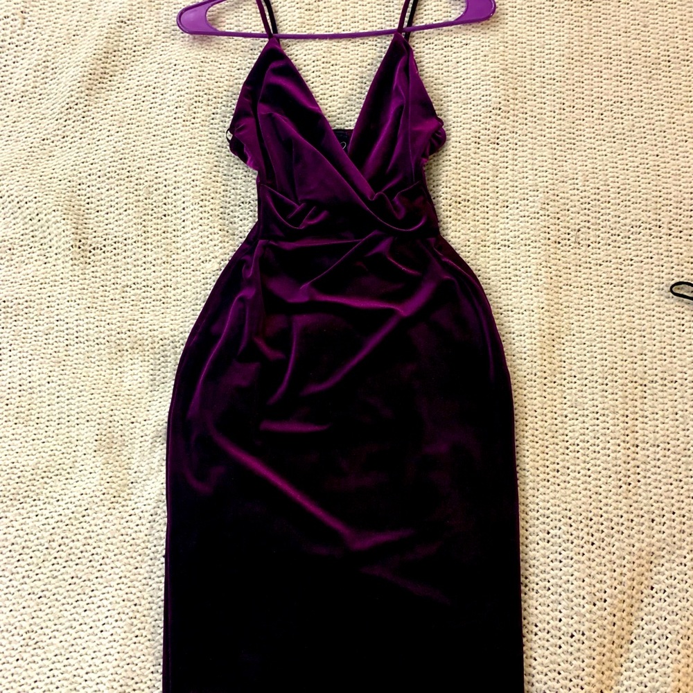 Purple Woman’s cocktail dress